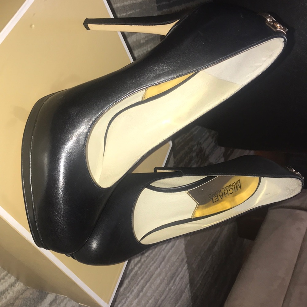 Hamilton Pump Michael Kors